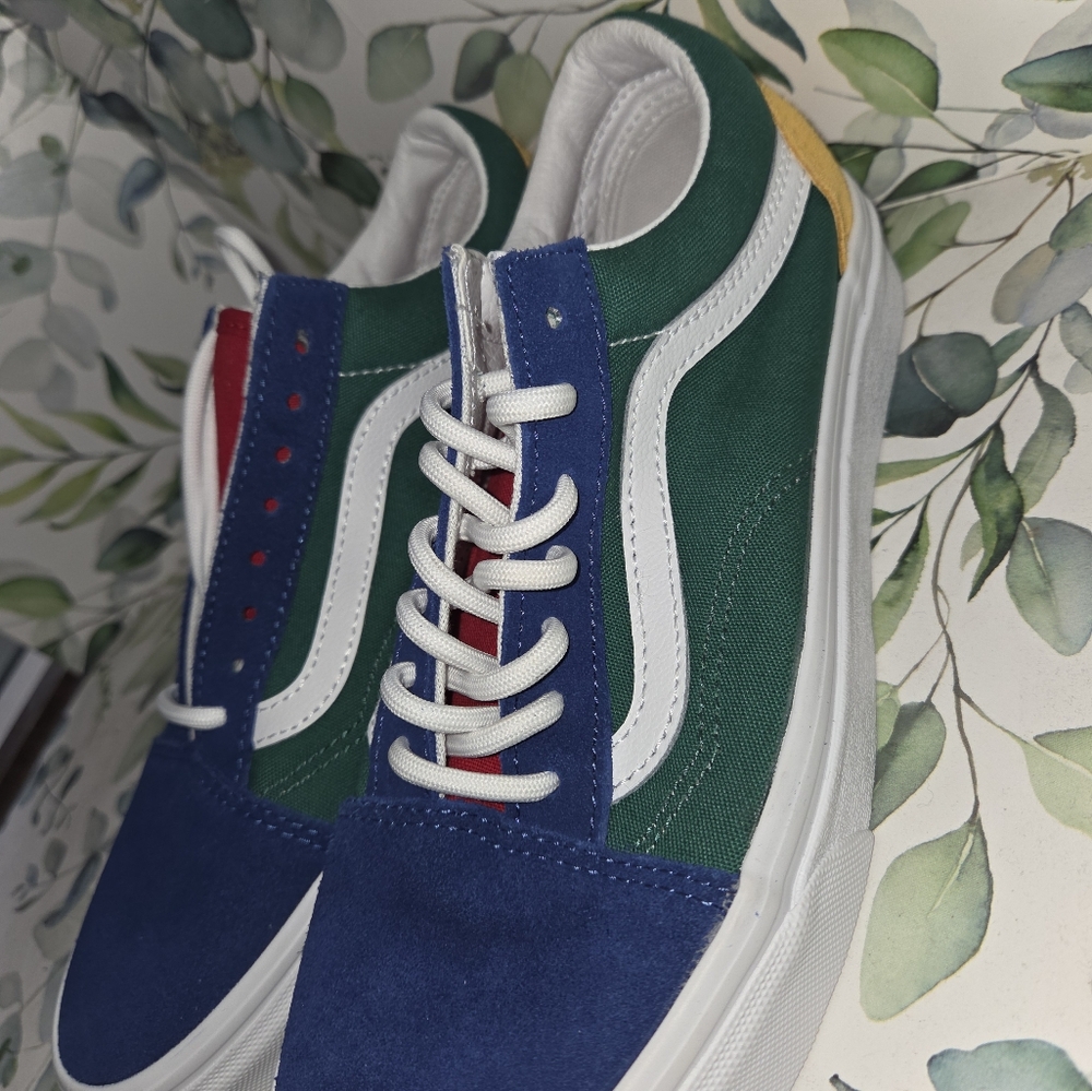Vans Yacht Club Old Skool Sneakers - Picture 6 of 8